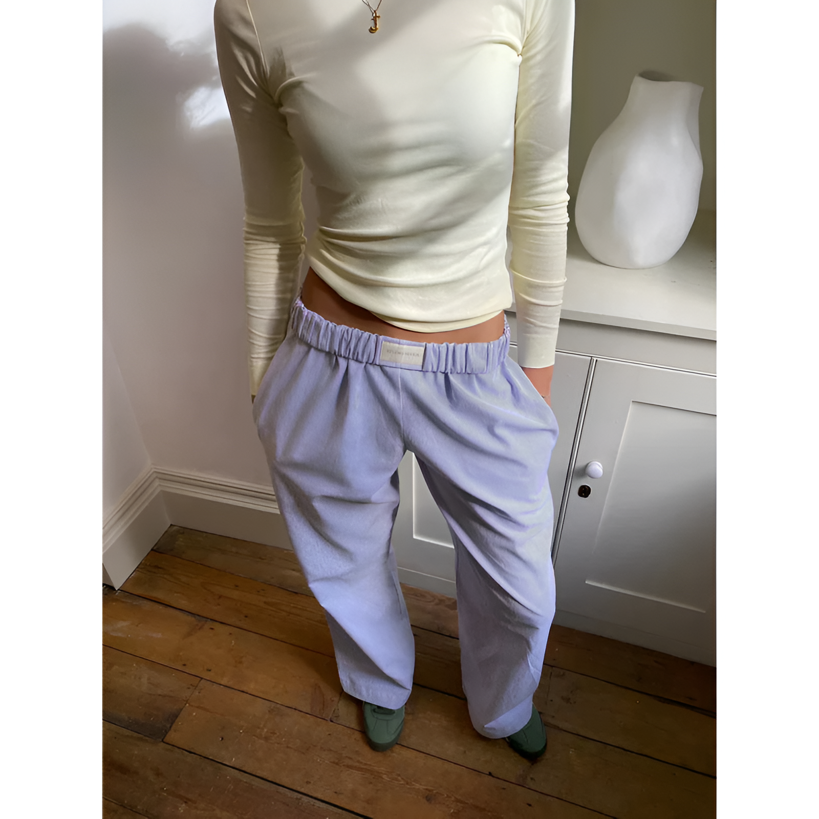 Casual Ladies 'Hosen - Leichter Stoff - Seitentaschen - Moderner Stil