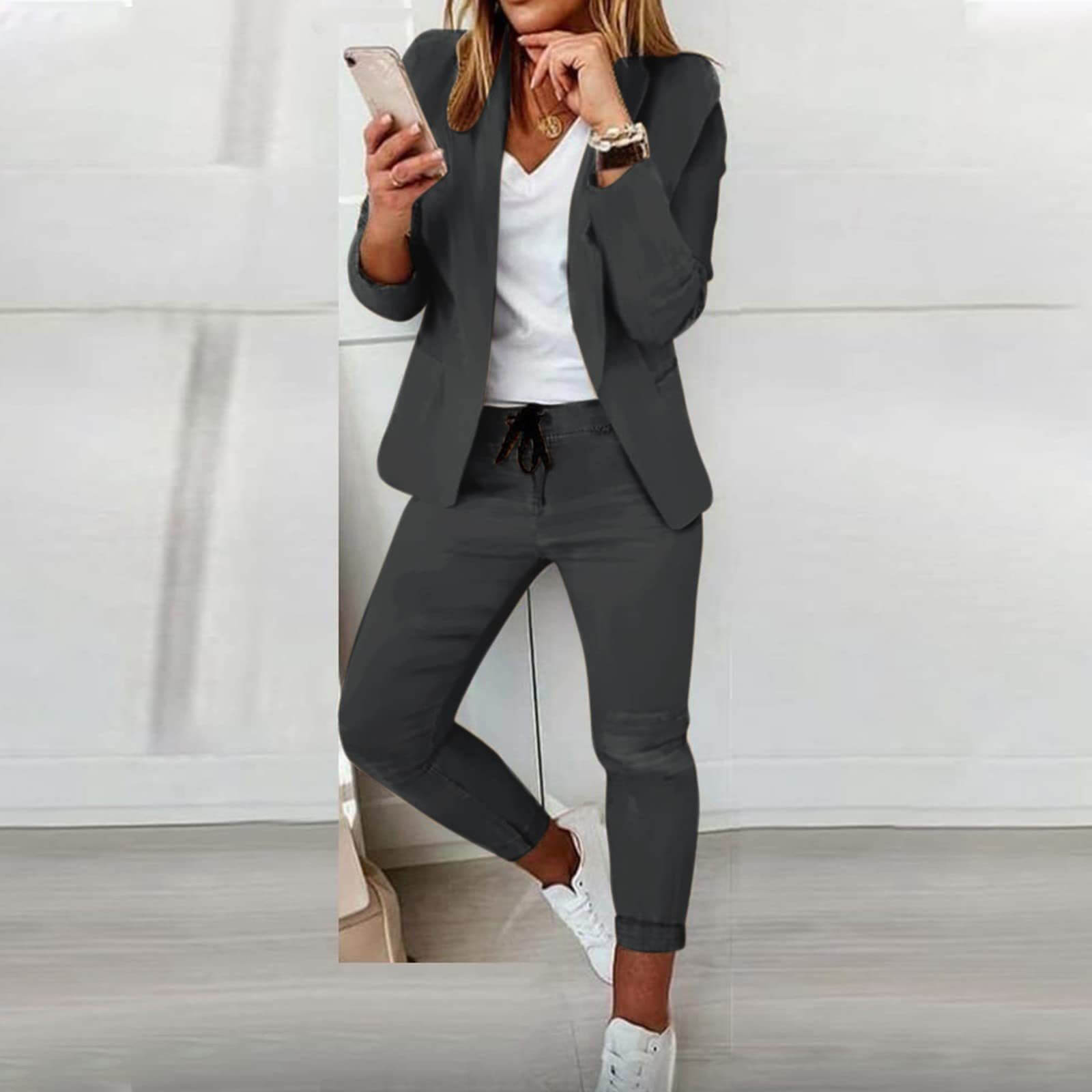 Damen Jogginganzug – Zweiteiliges Outfit – Verstellbarer Bund – Lässige Eleganz