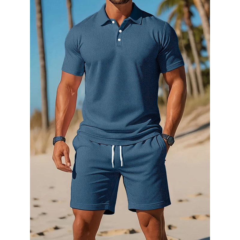 Herrenoutfit – Atmungsaktives Poloshirt – Passende Shorts – Leichtes Mesh-Material