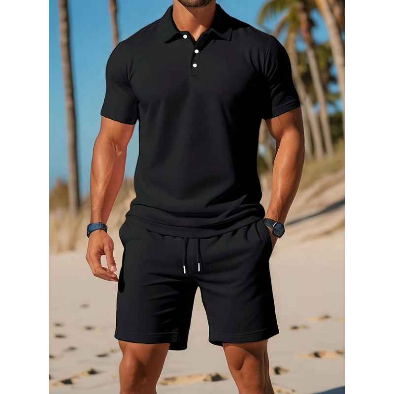 Herrenoutfit – Atmungsaktives Poloshirt – Passende Shorts – Leichtes Mesh-Material