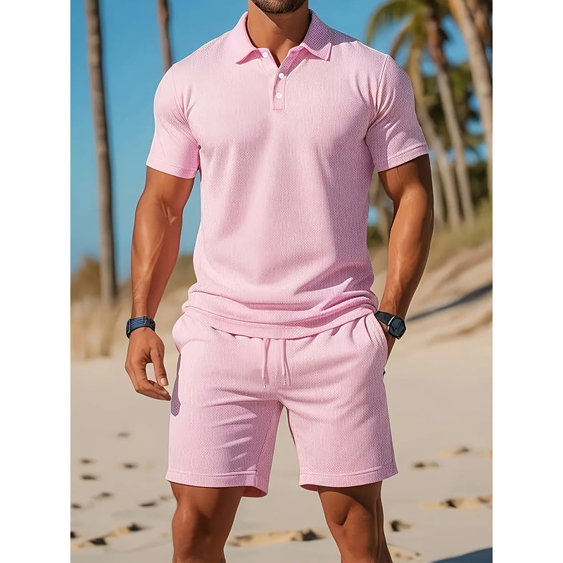 Herrenoutfit – Atmungsaktives Poloshirt – Passende Shorts – Leichtes Mesh-Material