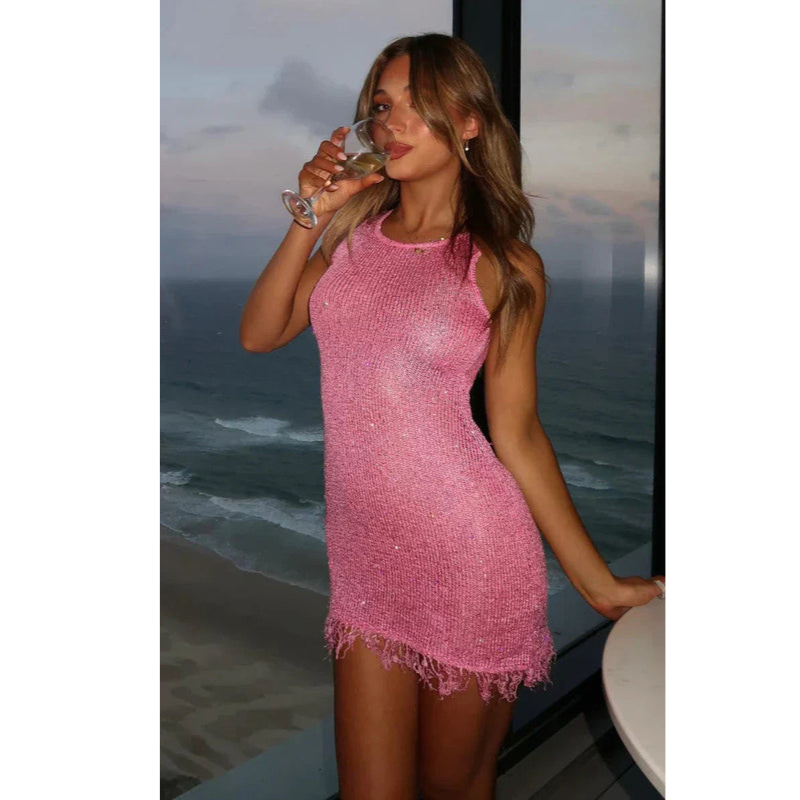 Mini-Kleid für Damen – Bodycon-Passform – Glänzender Stoff – Saum mit Fransen