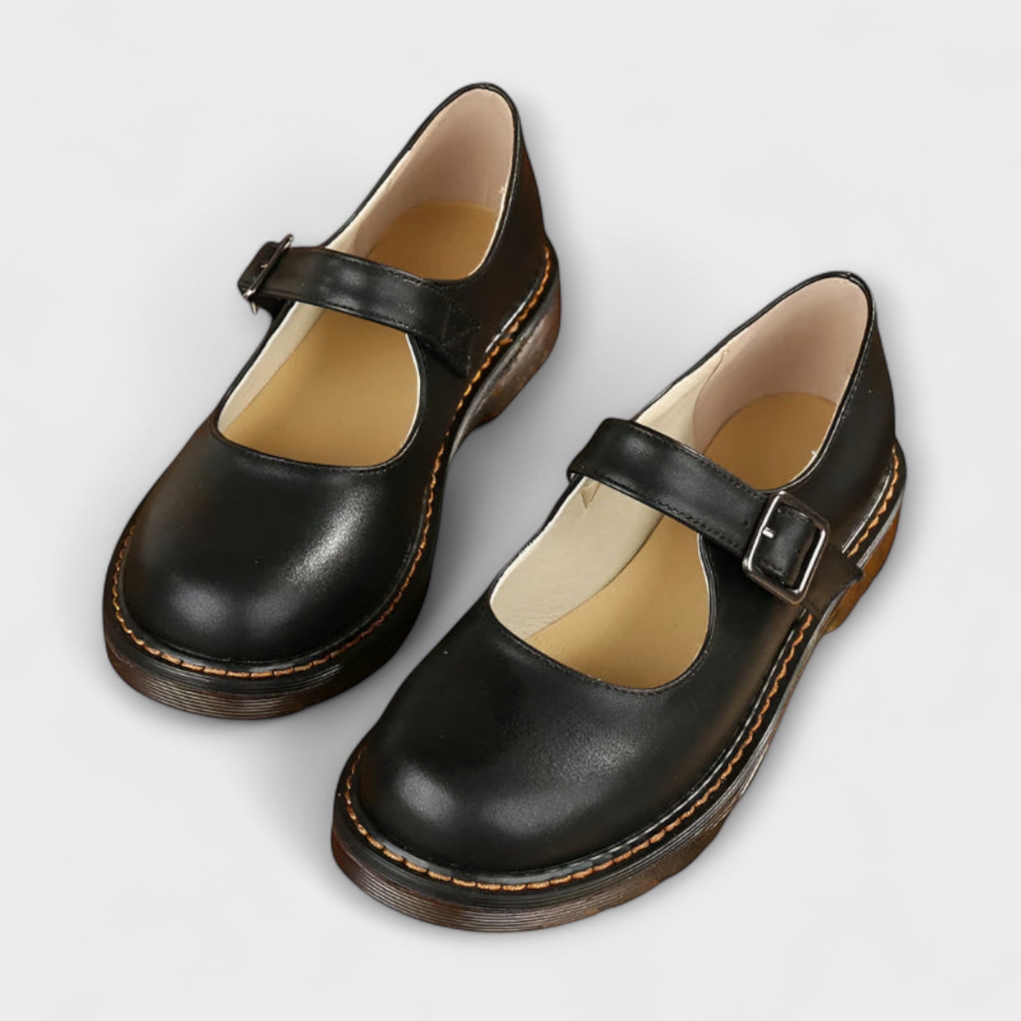 Frauenschuhe - Vintage -Stil - Lederfinish - Verstellbarer Gürtel 3