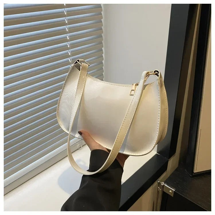 Glänzende Schultertasche – Eleganz mit modernem Touch