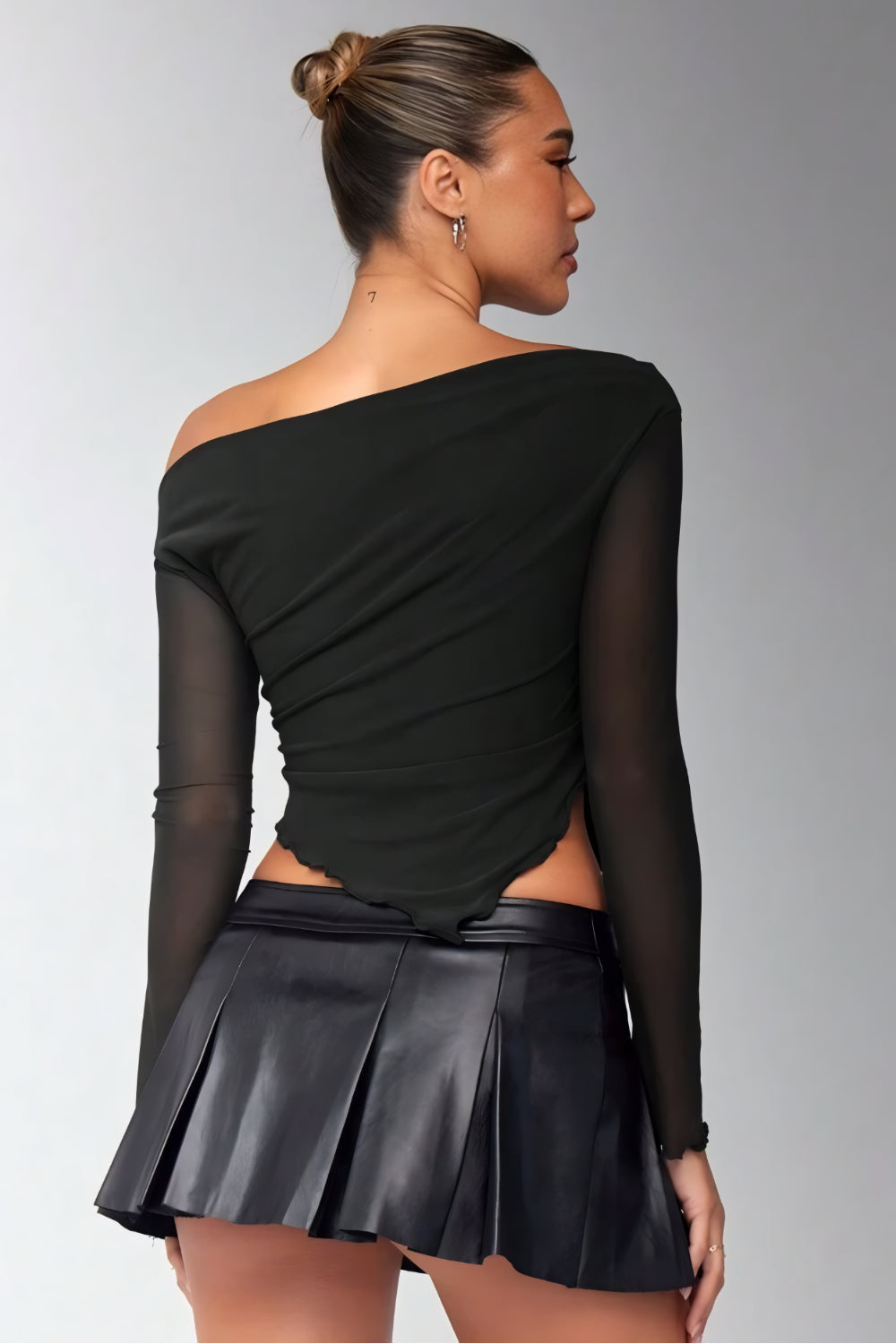 Damen oben mit einer Schulter - Faltendesign - asymmetrischer Schnitt - eleganter Stil 2