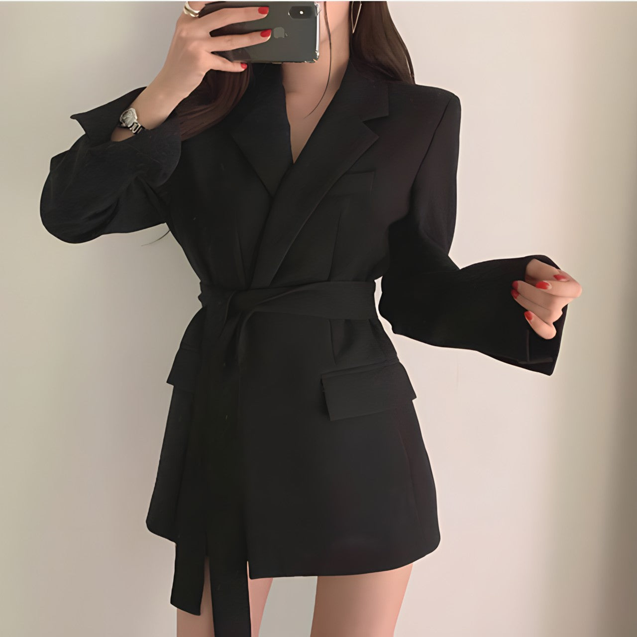 Blazer-Kleid mit Taillengürtel - Eleganter & Moderner Chic
