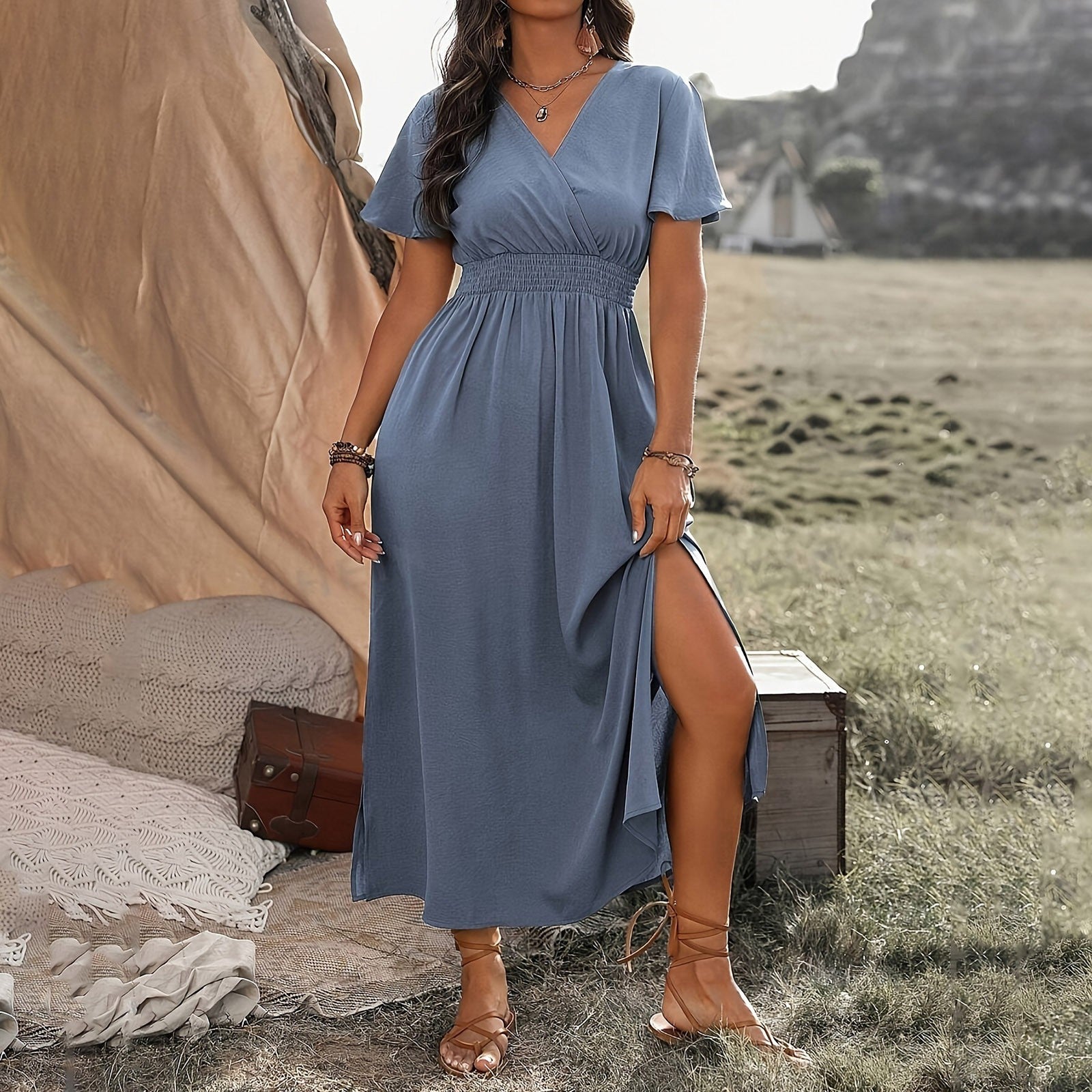 Elegantes Maxikleid mit Wickeldetail – Femininer Boho-Stil