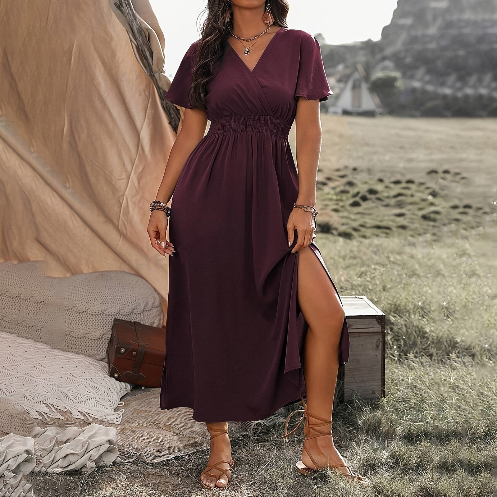 Elegantes Maxikleid mit Wickeldetail – Femininer Boho-Stil