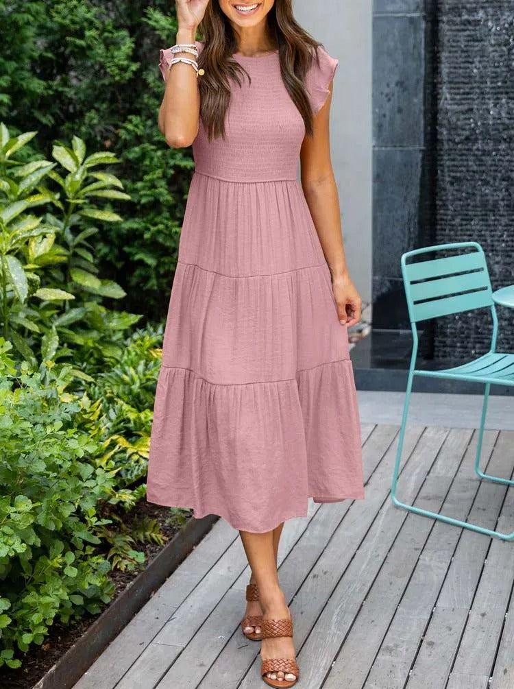 Luftiges Sommerkleid mit Rüschenärmeln und Stufenrock