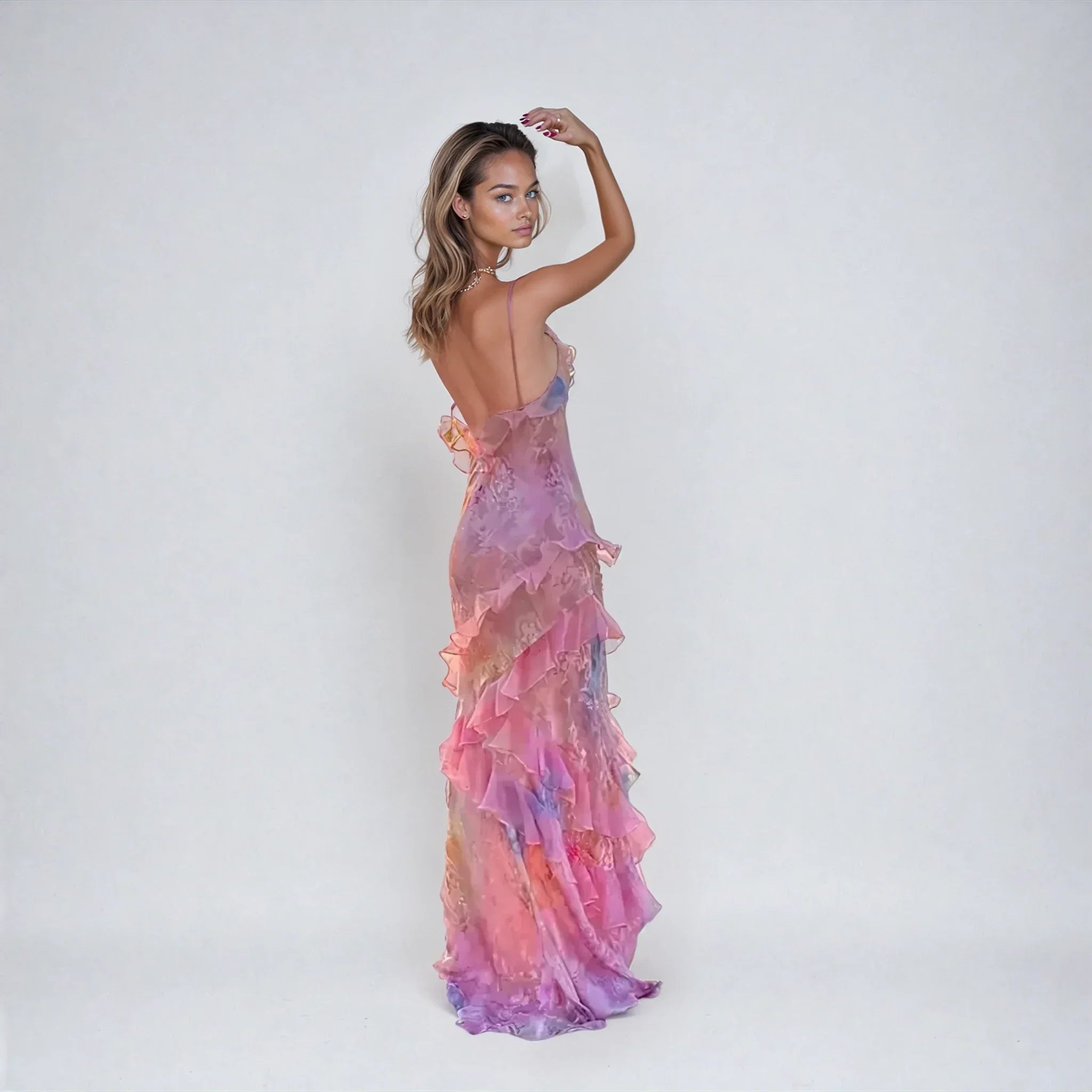 Sommerliches Damenkleid – Leichtes Netz – Geraffte Details – V-Ausschnitt